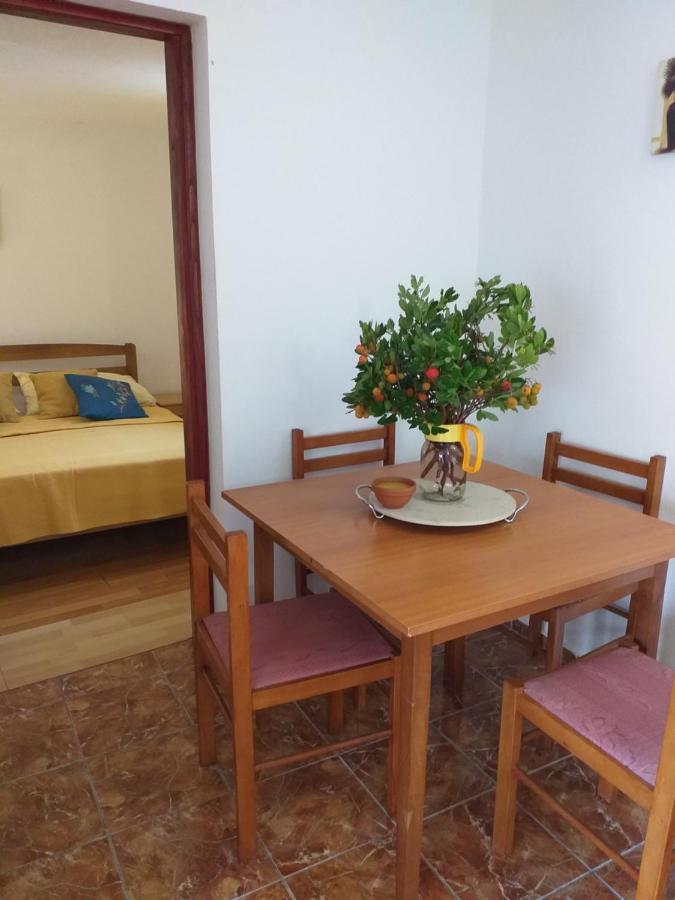 Apartmani Marijanovic Vir Exterior photo